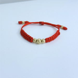 Balines diamantados en oro amarillo.